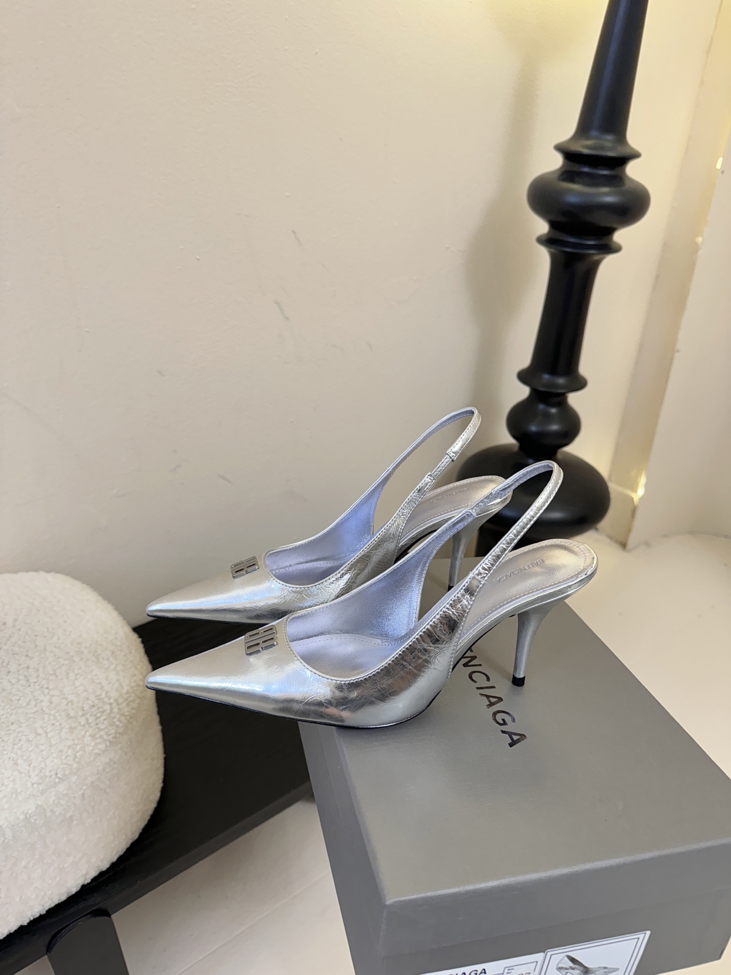 20251018/Balenciaga_251018-1